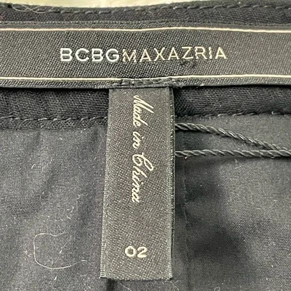 BCBG skirt size 2 new‎ - Picture 4 of 7